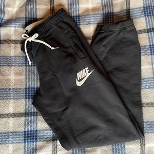 Black Nike Sweatpants